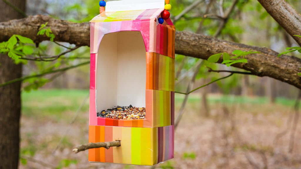 Upcycled Bird Feeder – Kid Made Modern