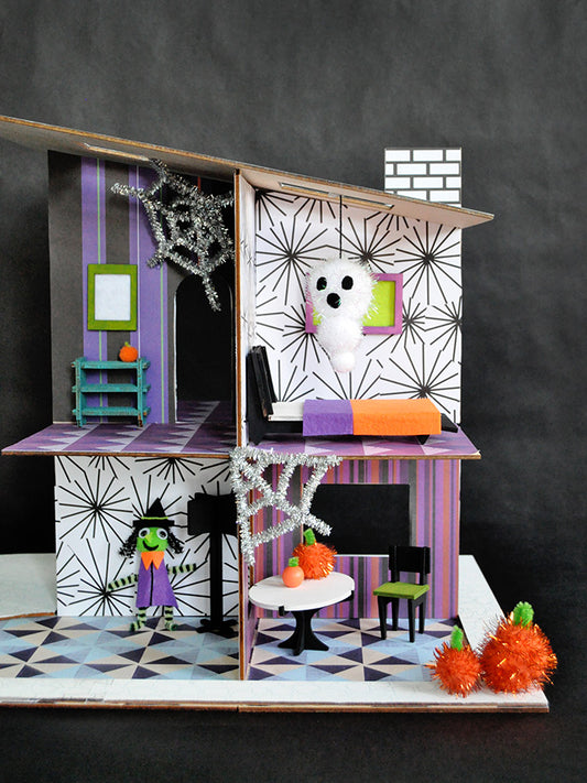 Haunted Halloween Dollhouse